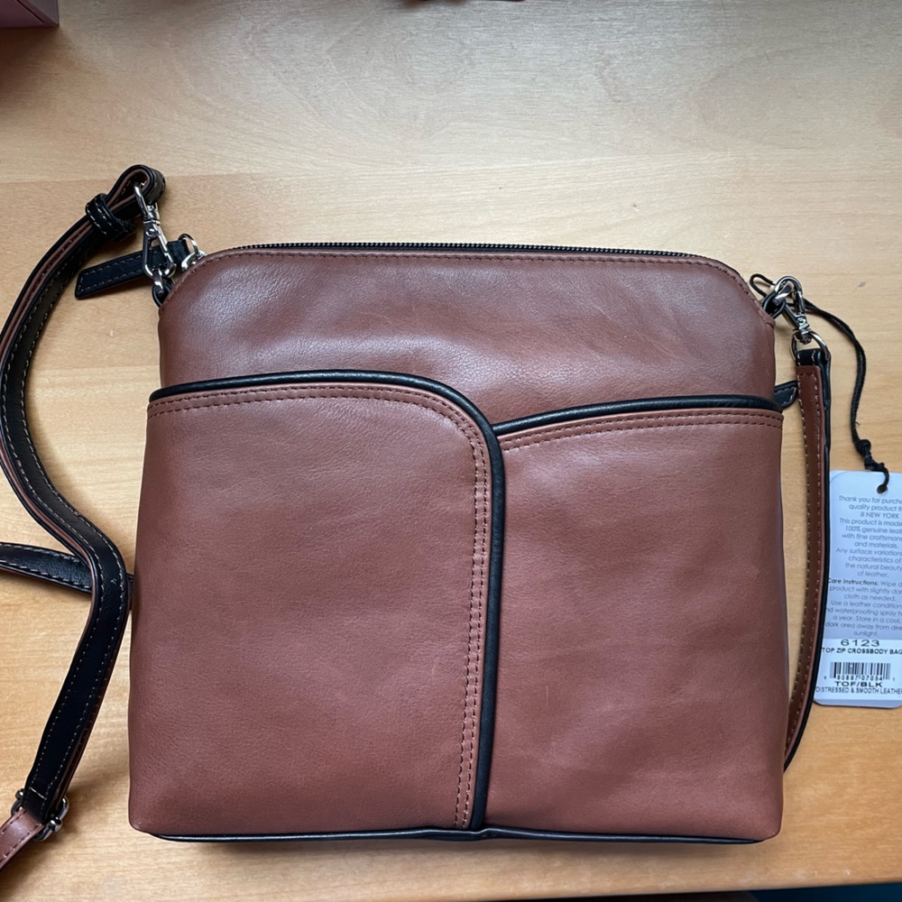COPY - NWT Ili New York Crossbody Bag